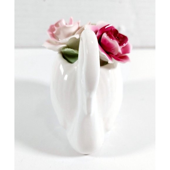 Royal Stratford England Bone China Swan W/Flower Bouquet Vintage Figurine - Picture 4 of 7